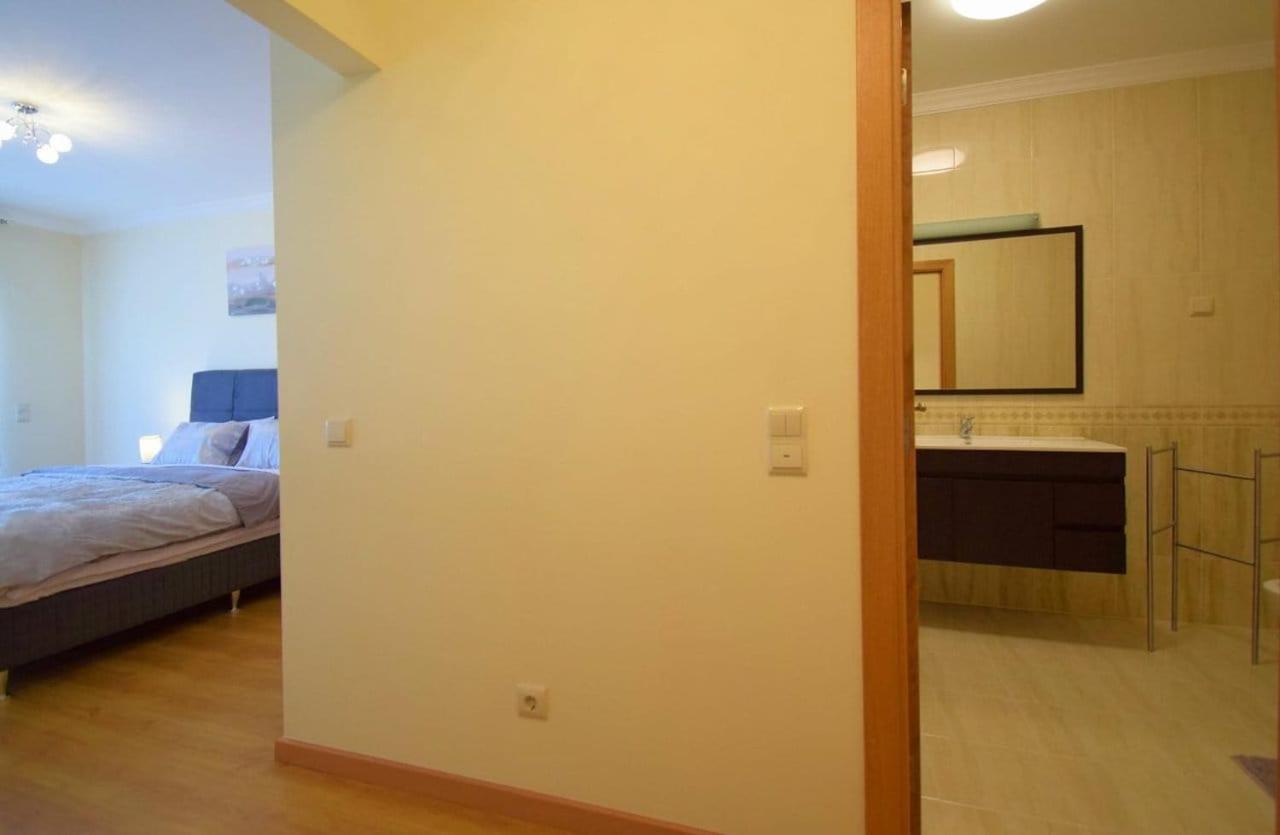 Perfect New Apartment In Albufeira Luaran gambar