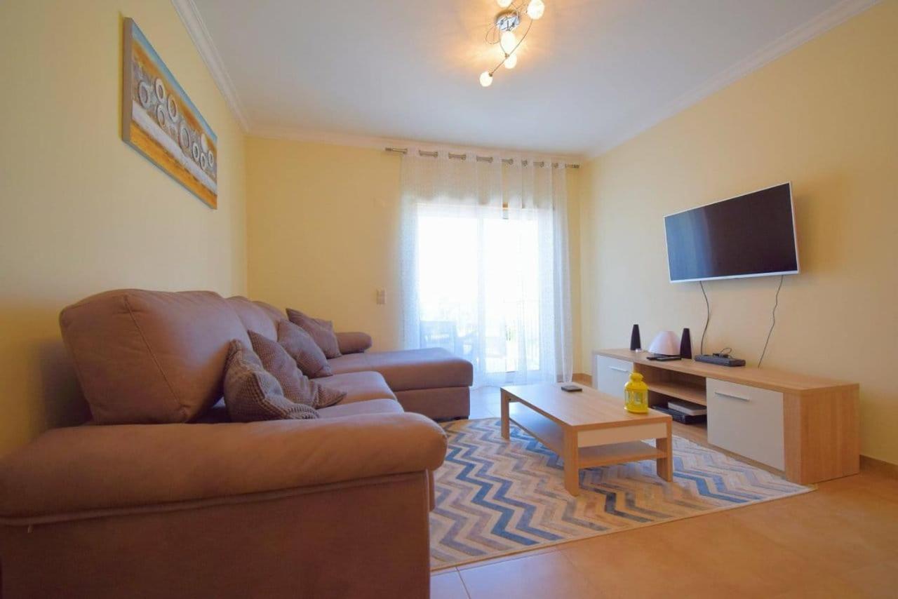 Perfect New Apartment In Albufeira Luaran gambar