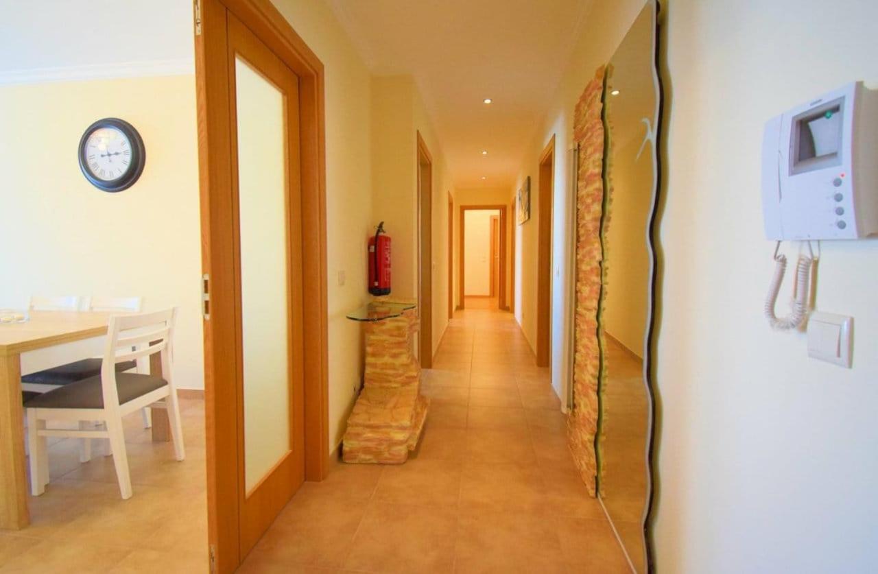 Perfect New Apartment In Albufeira Luaran gambar
