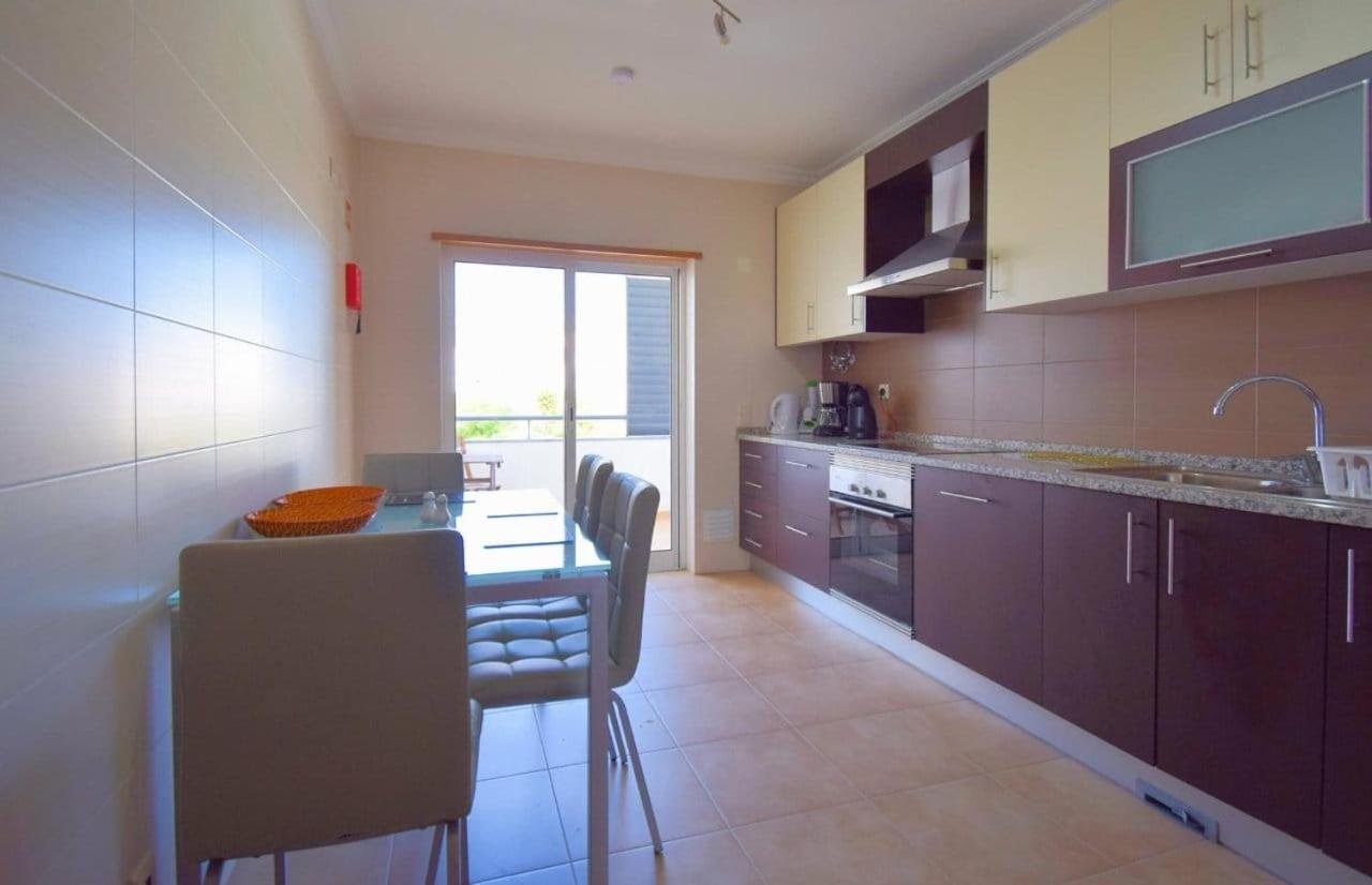 Perfect New Apartment In Albufeira Luaran gambar